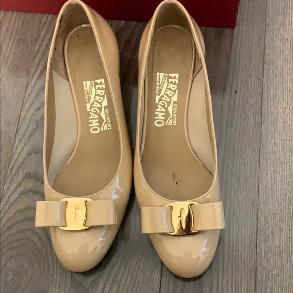 Salvatore Feragamo pumps - Picture 6 of 6